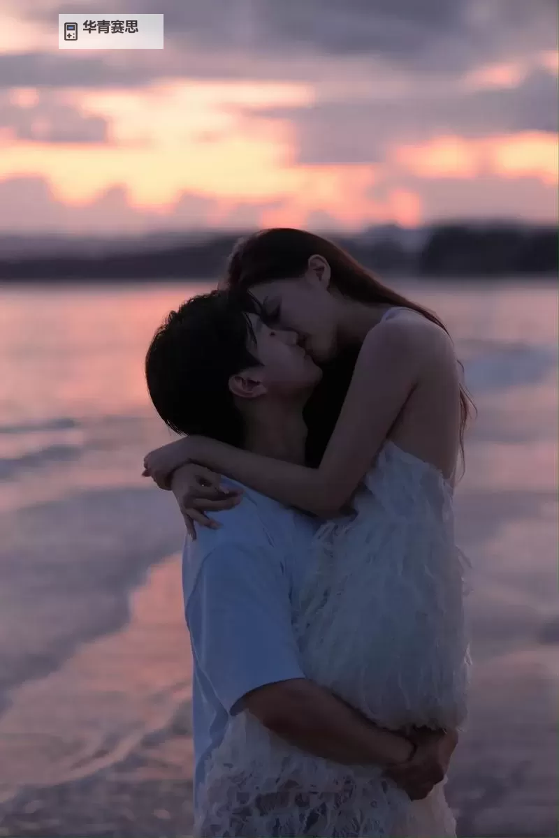 探索最美情侣在线视频,感受浪漫甜蜜瞬间图1