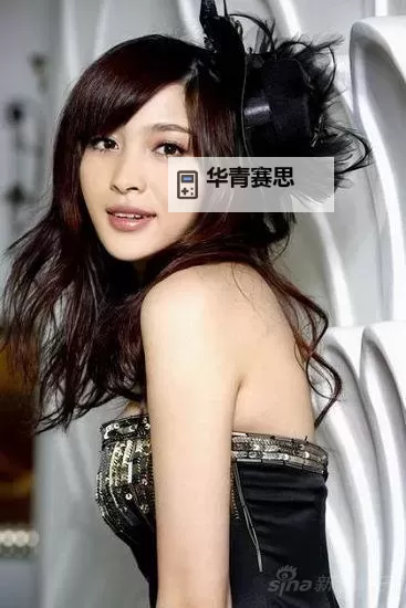 激情七月婷婷:燃情夏日的美丽篇章图1