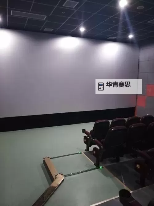 探索未来娱乐:科技引领下的看片基地新体验图1