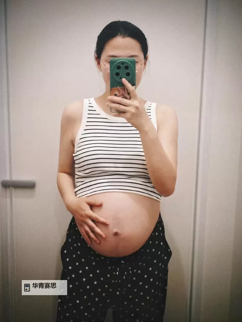 孕妇趟开大BB:产房里的感人瞬间图1