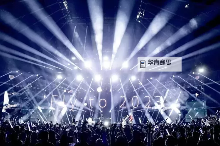 探索美学与激情：人体艺术五月天的魅力无限图1