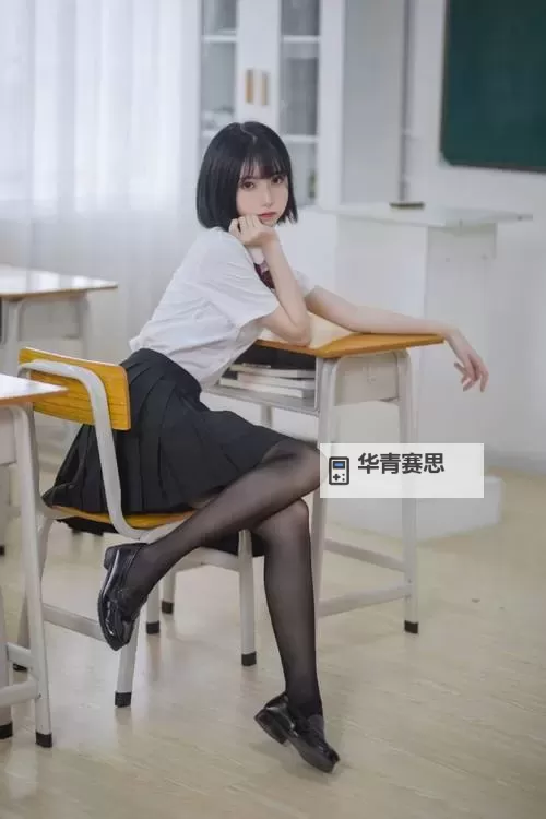 坐在学长的紫根上写作业PO阅读:校园角落里的文字、影子与成长图1