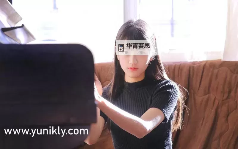中文在线最新版天堂8:云端重启后的禁区与救赎之路图1